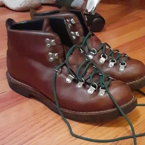 Danner Mountain Light Boots men size 9